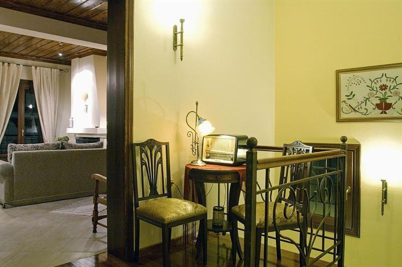 Iatrou Guesthouse Портария Экстерьер фото